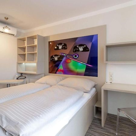 Smarthotel Nezvalova Archa ออลอโมตซ์ ภายนอก รูปภาพ