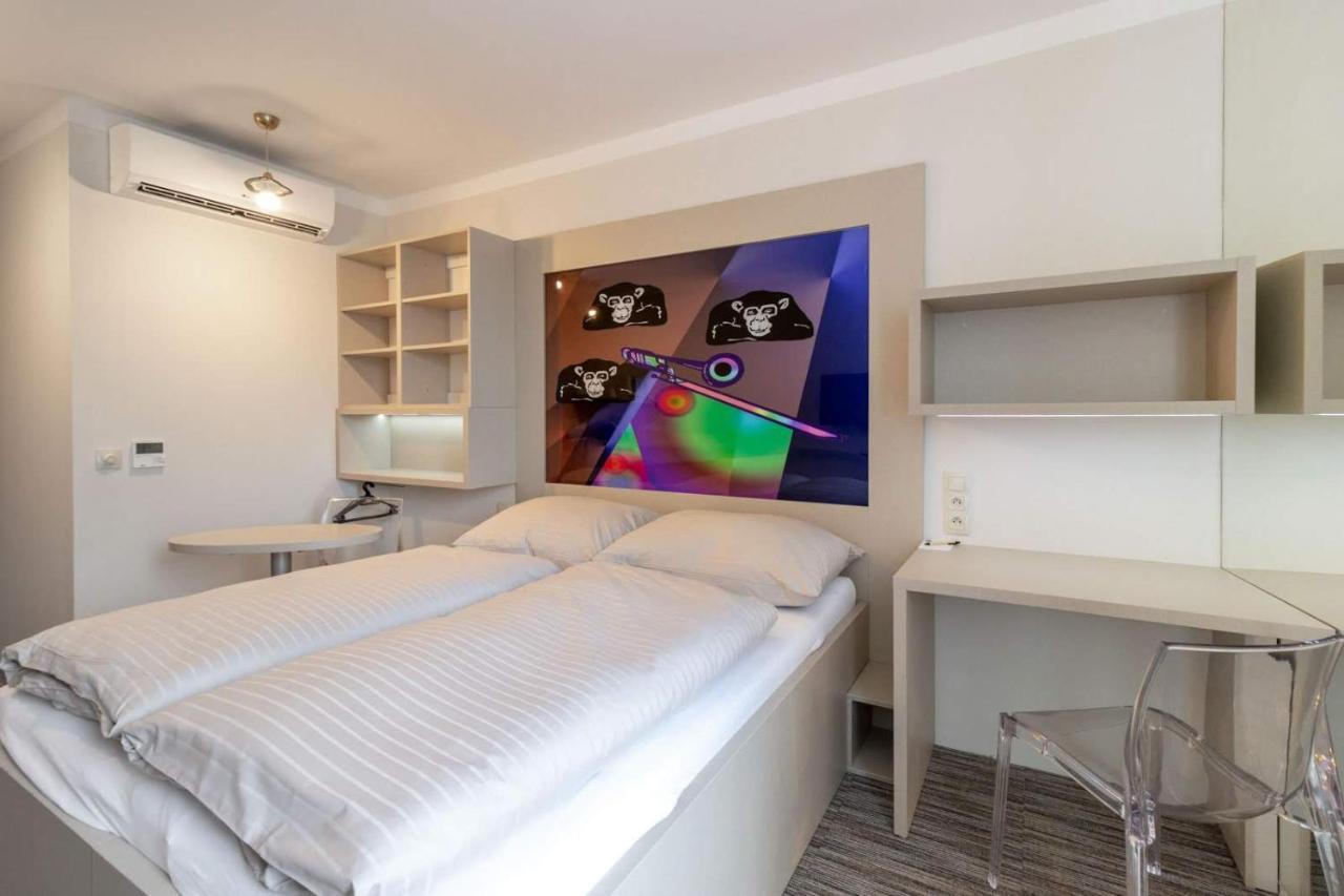Smarthotel Nezvalova Archa ออลอโมตซ์ ภายนอก รูปภาพ
